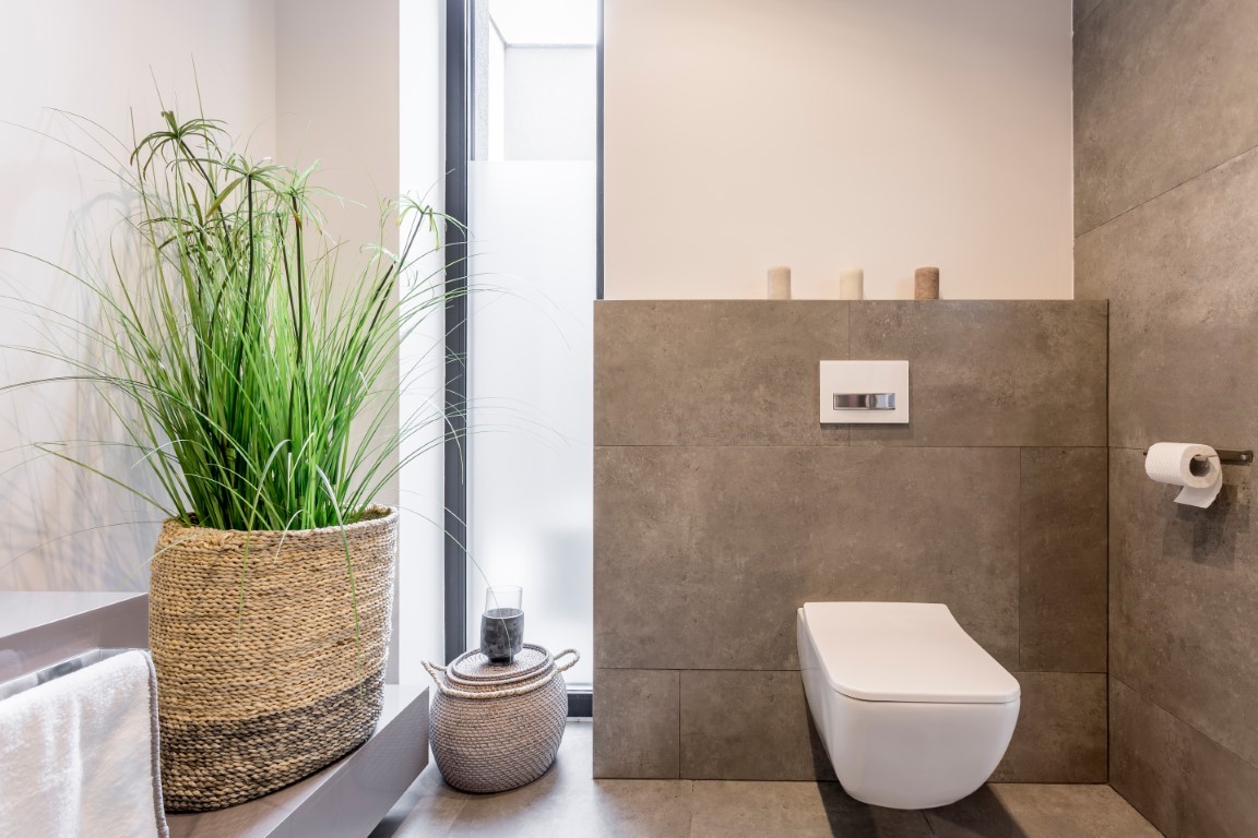 Toilettes avec carreaux de béton